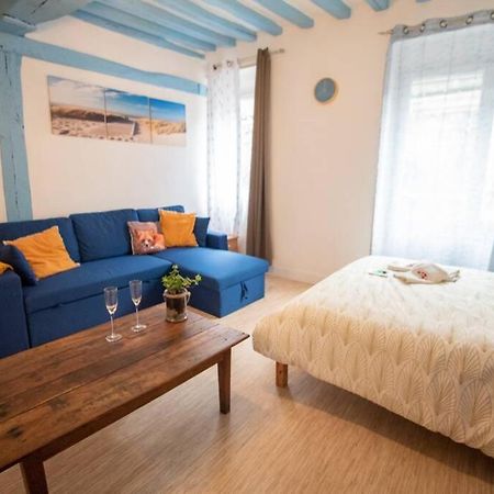 Blue Appartment With A Fireplace Dieppe Exterior foto