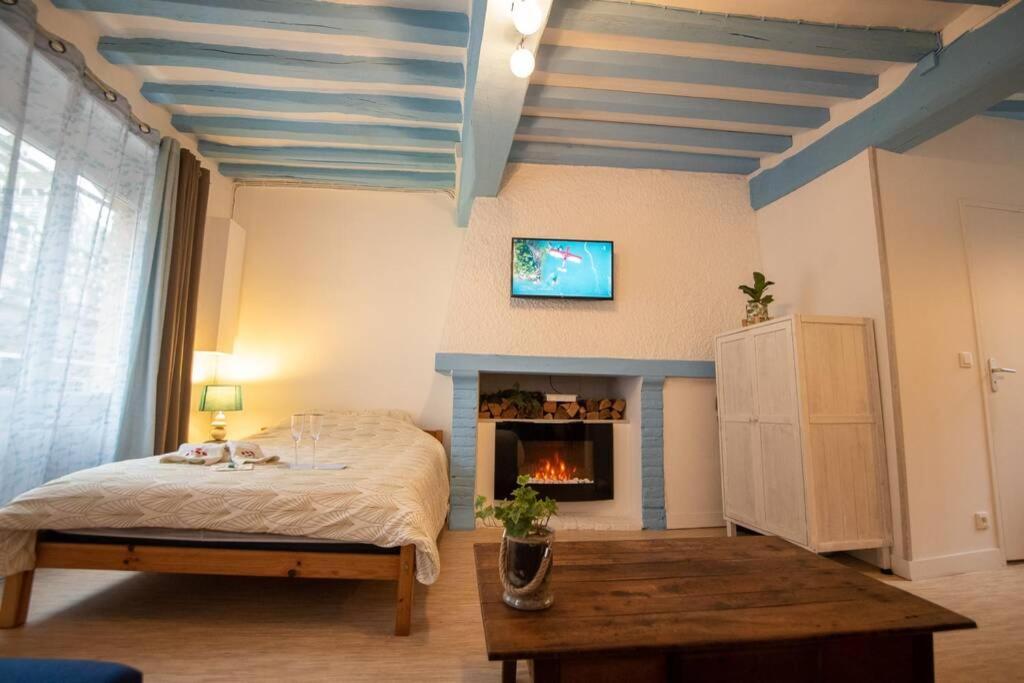 Blue Appartment With A Fireplace Dieppe Exterior foto
